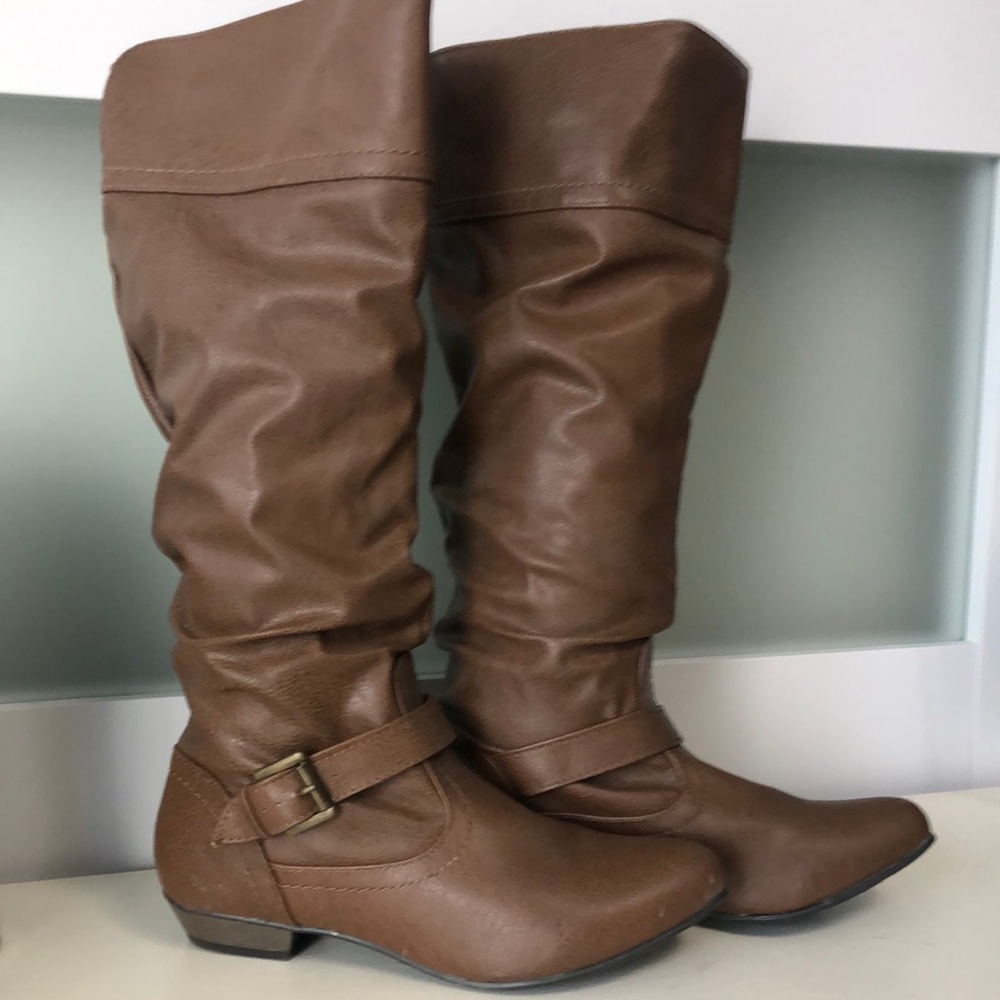 Brown Knee-High Women's Boots
